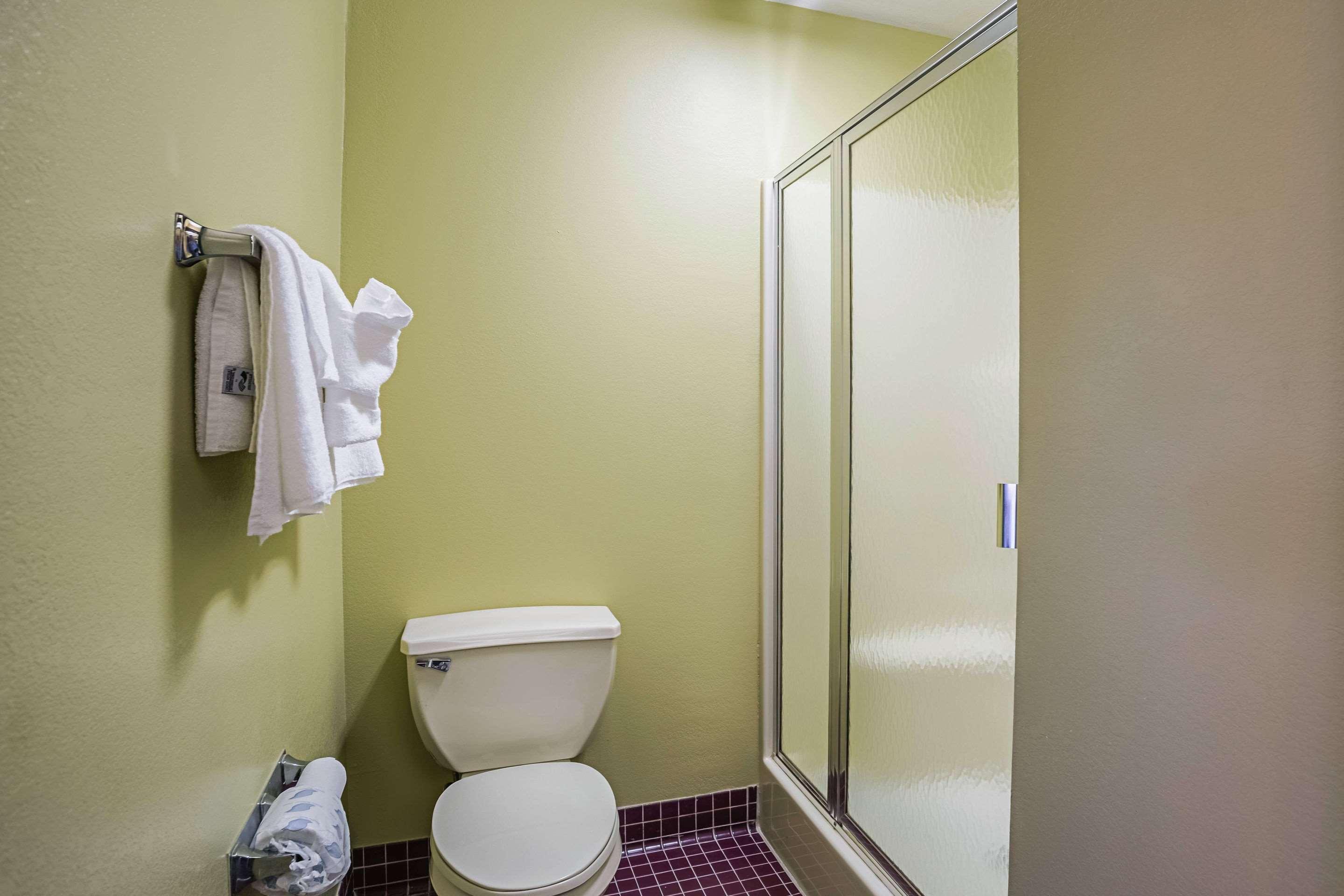 Econo Lodge Inn & Suites Ripley Exteriör bild