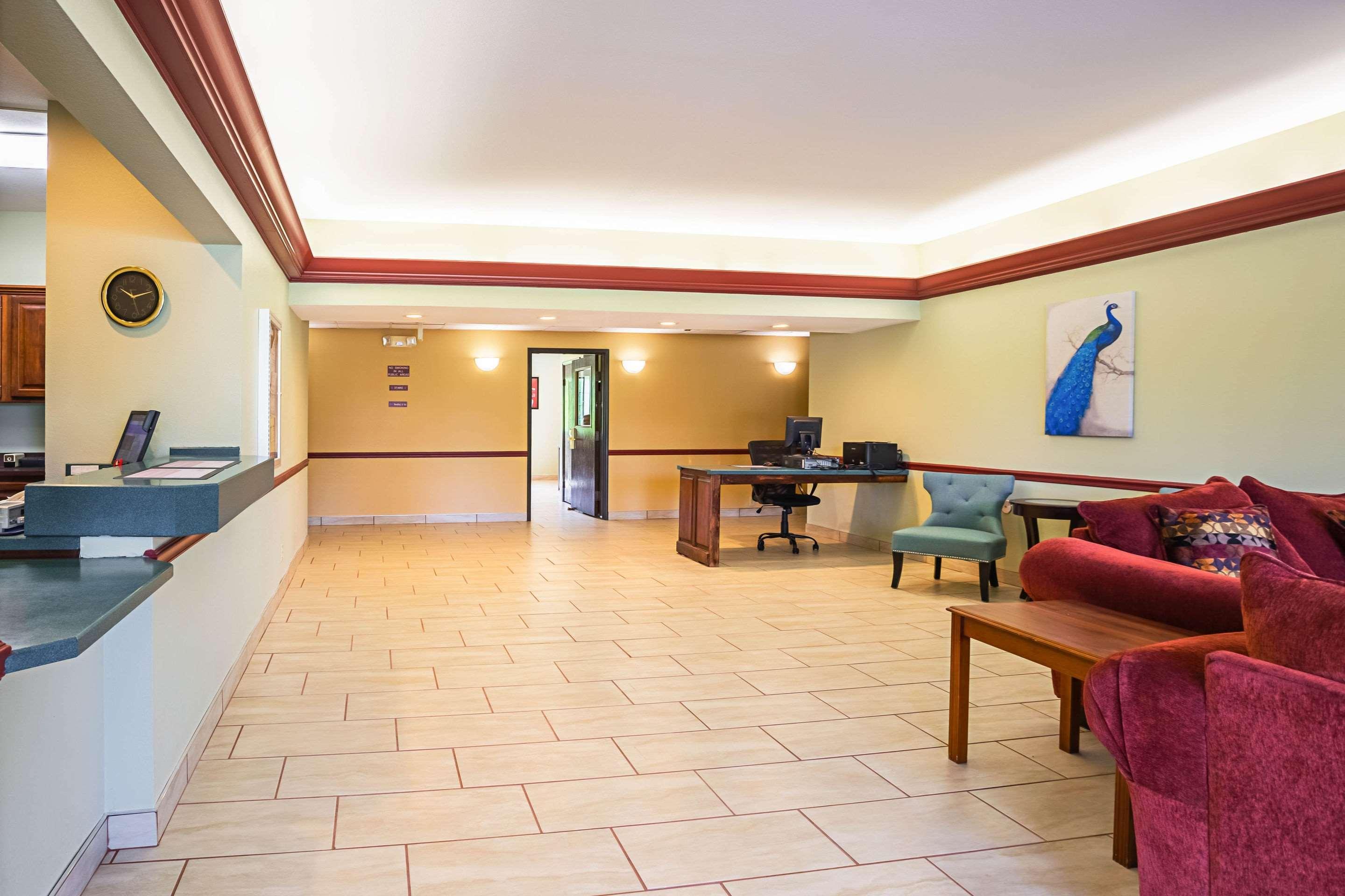 Econo Lodge Inn & Suites Ripley Exteriör bild