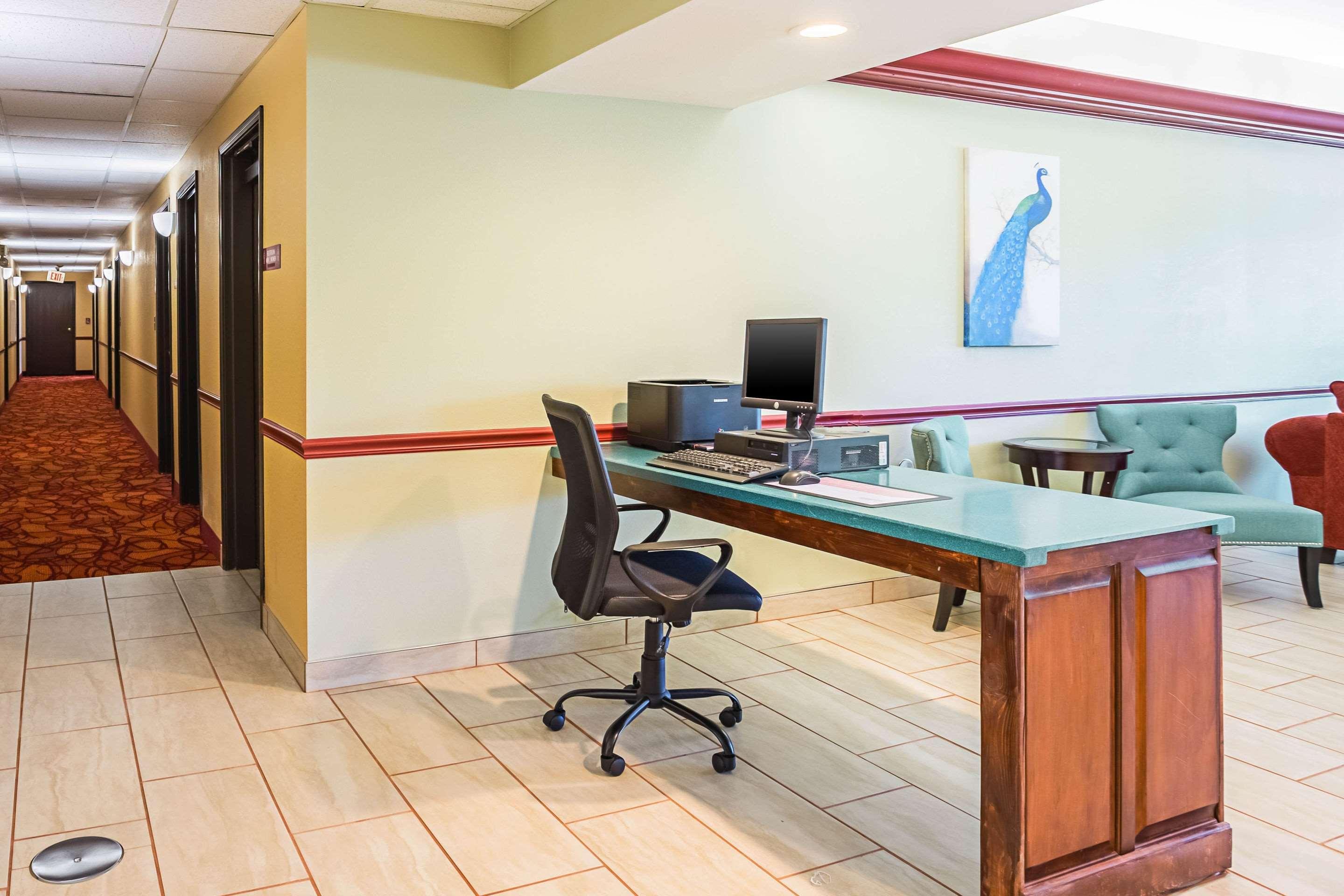 Econo Lodge Inn & Suites Ripley Exteriör bild