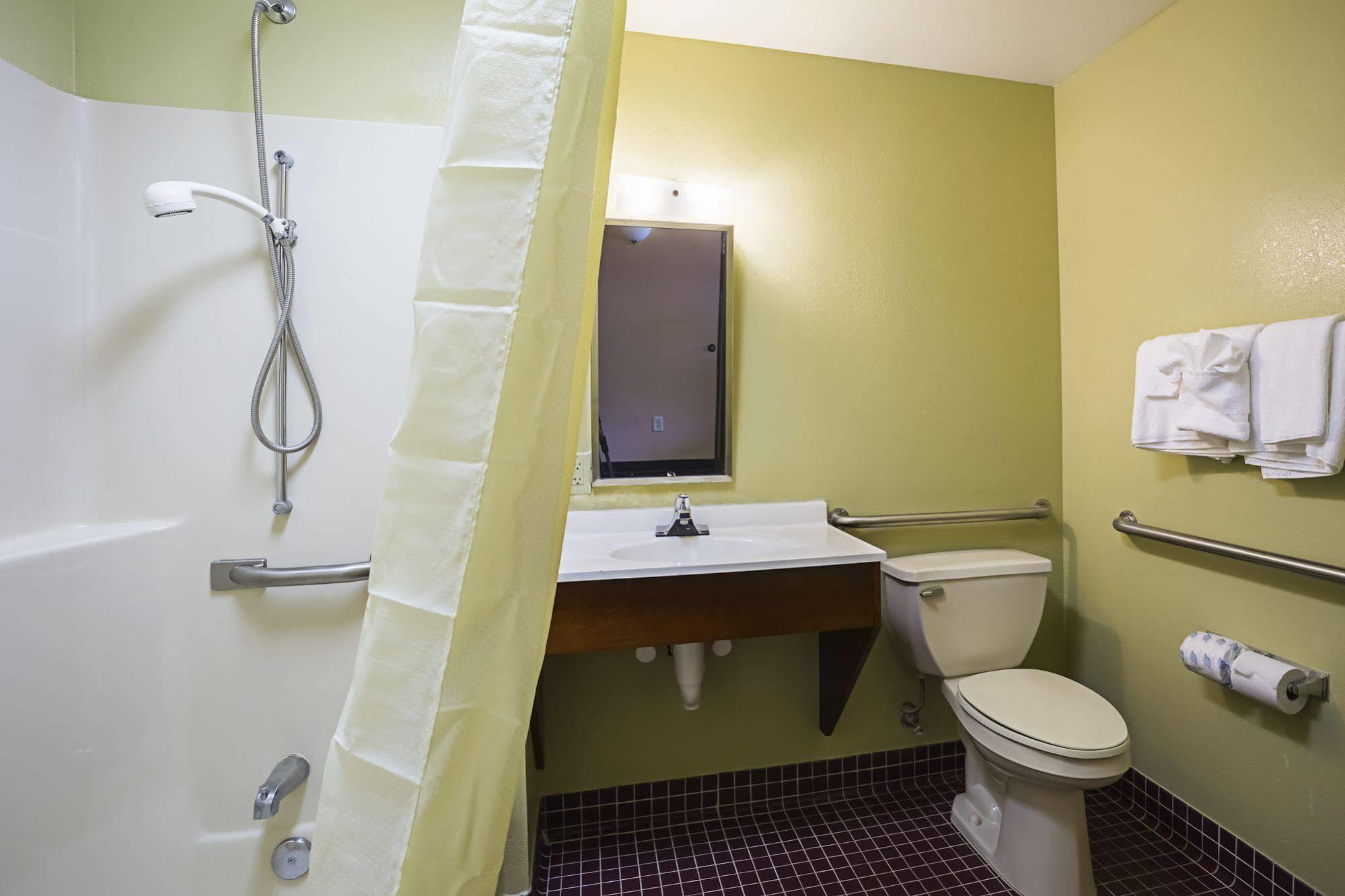 Econo Lodge Inn & Suites Ripley Exteriör bild